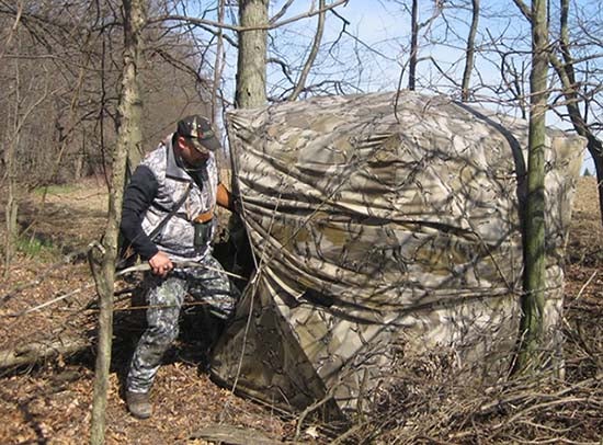 sweet spot for spring turkey hunting with a bow