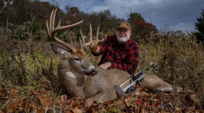 Eric Farr and their 2025 Whitetail Deer in Wisconsin